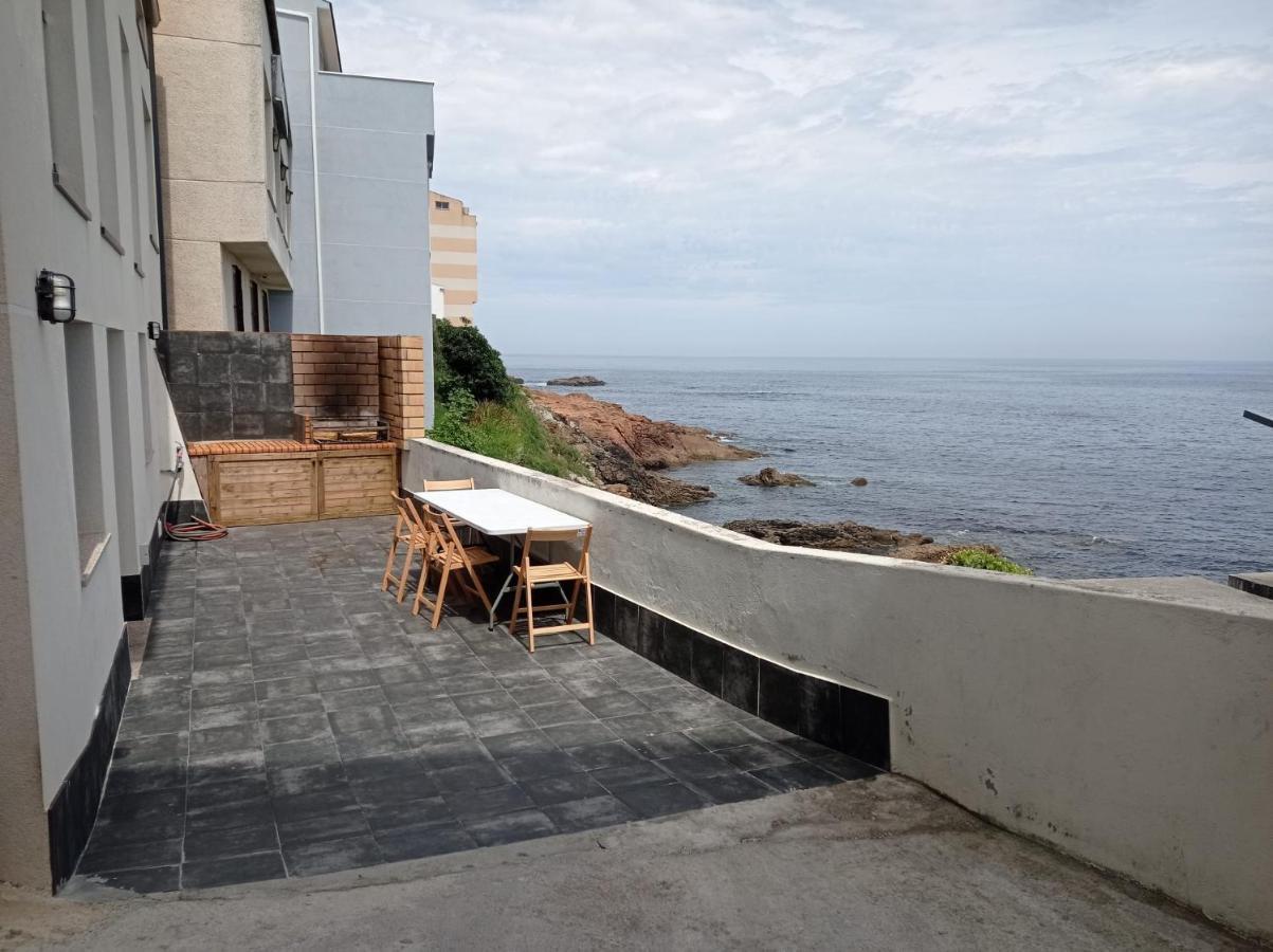 Vila Marina. Casa Marinera Con Terraza Sobre El Mar En Caion Cayón Exterior foto
